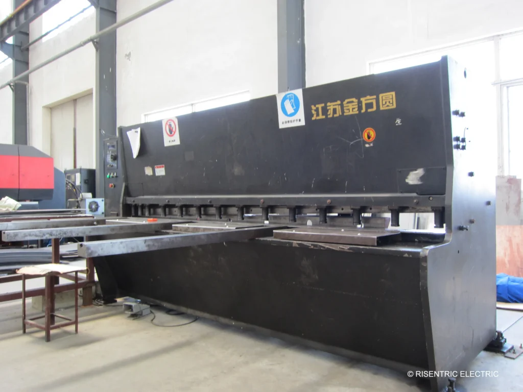 Hydraulische Guillotine-Schermaschine